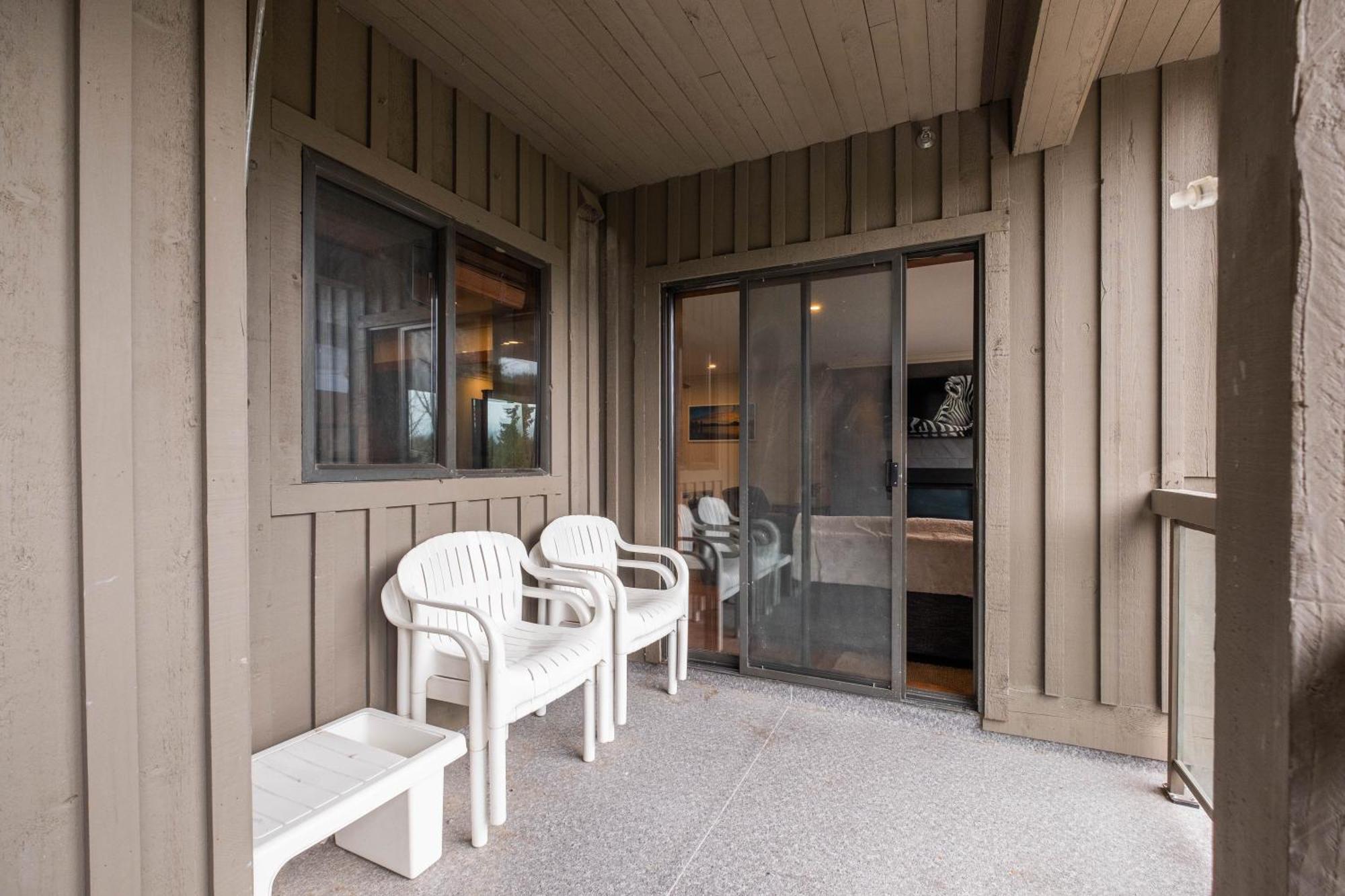 Greyhawk By Outpost Whistler Villa Buitenkant foto