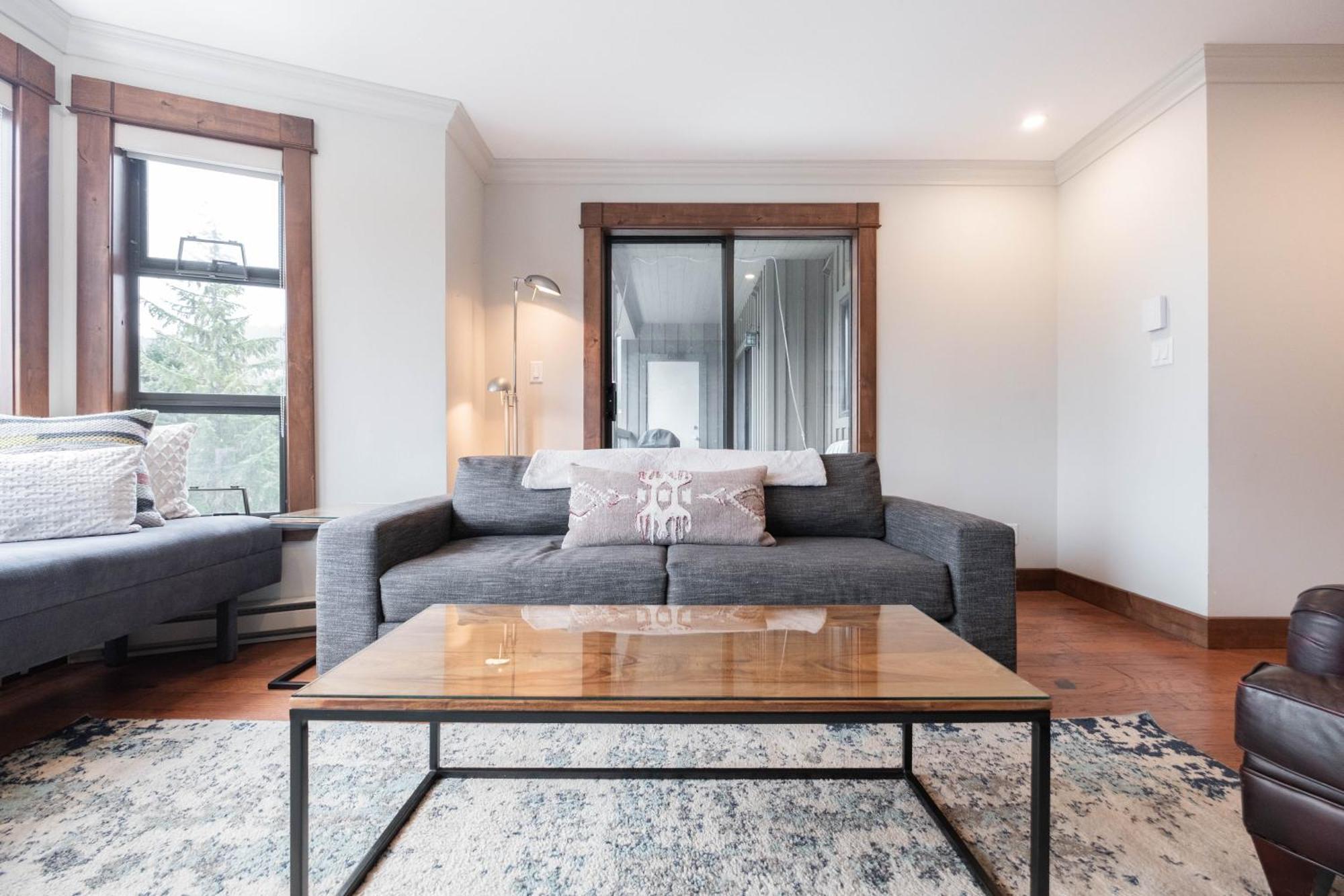 Greyhawk By Outpost Whistler Villa Buitenkant foto