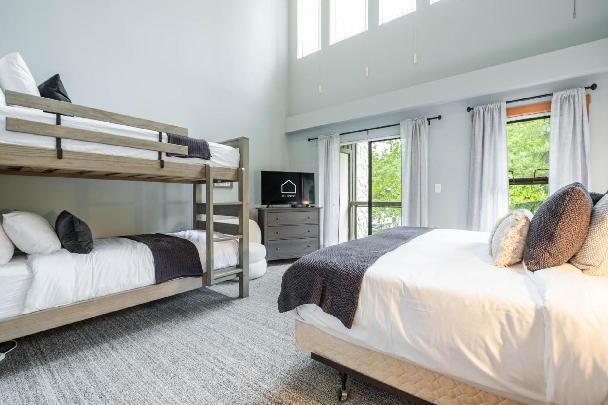 Greyhawk By Outpost Whistler Villa Buitenkant foto