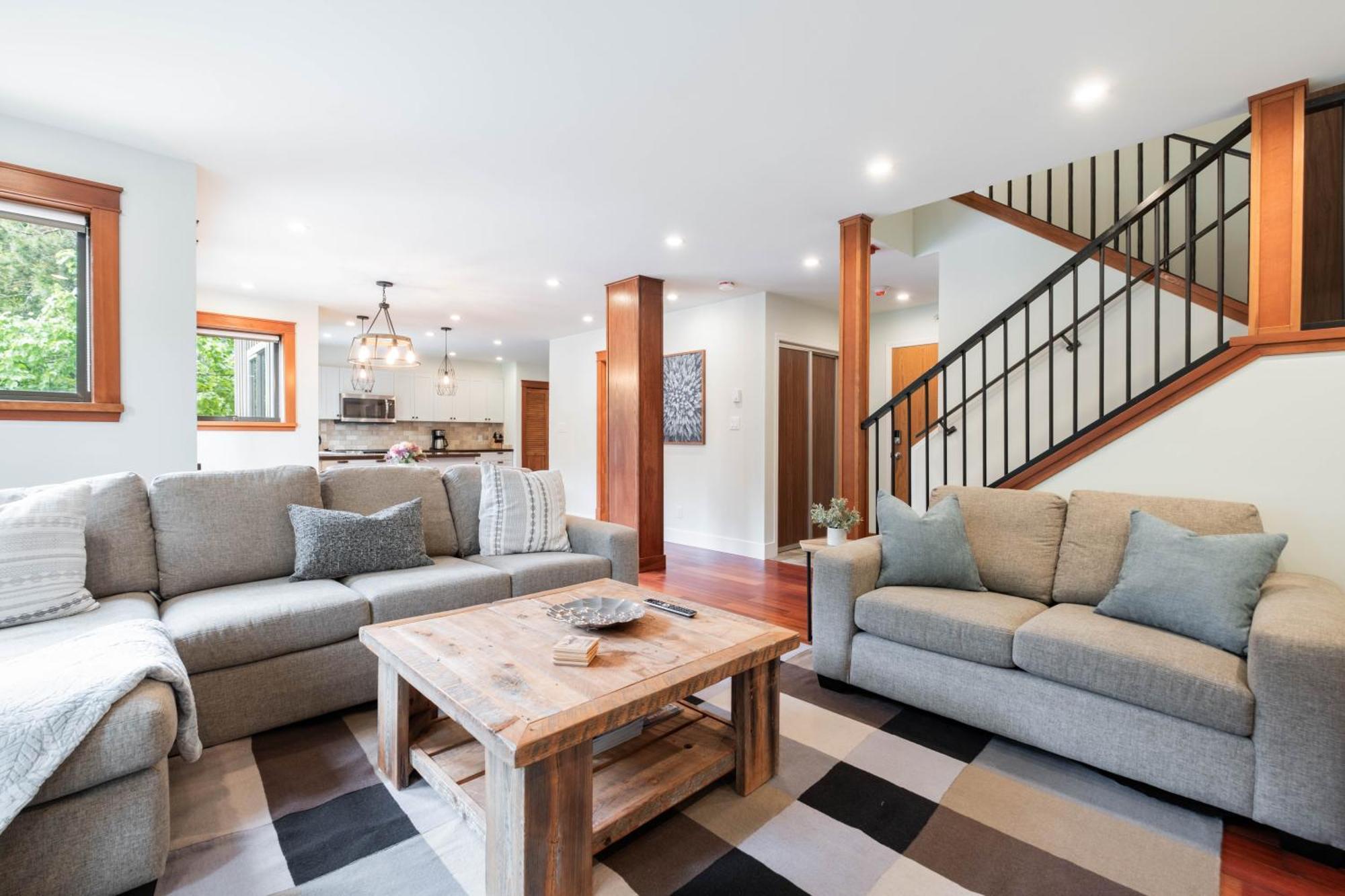 Greyhawk By Outpost Whistler Villa Buitenkant foto